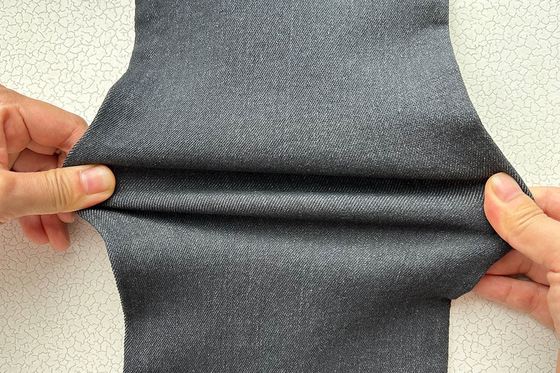 10 oz ราคาที่แข่งขัน ราคาที่คม สีเทาสําหรับผู้ชาย Jean Stretch ผ้าเดนม จากโรงงานจีน